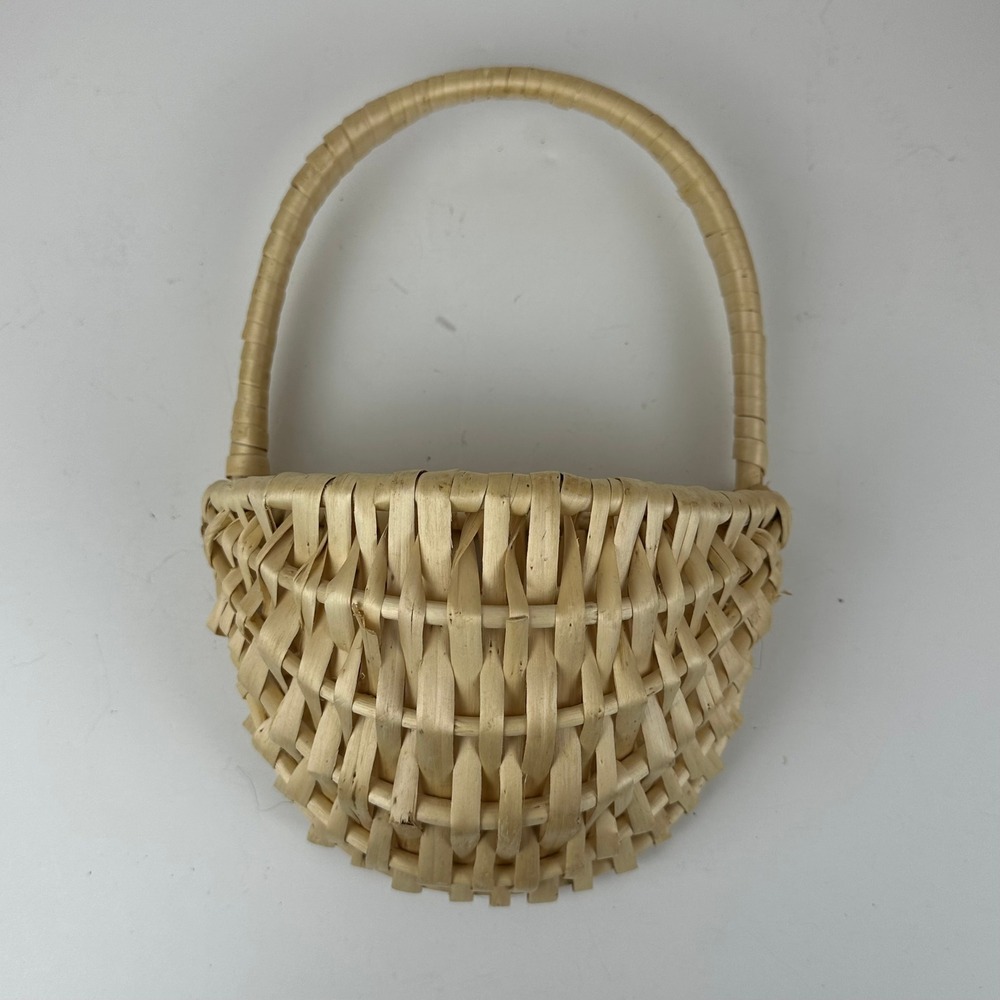 Vintage Woven Wicker Wall Hanging Pocket Basket Small Boho Cottagecore Farmhouse